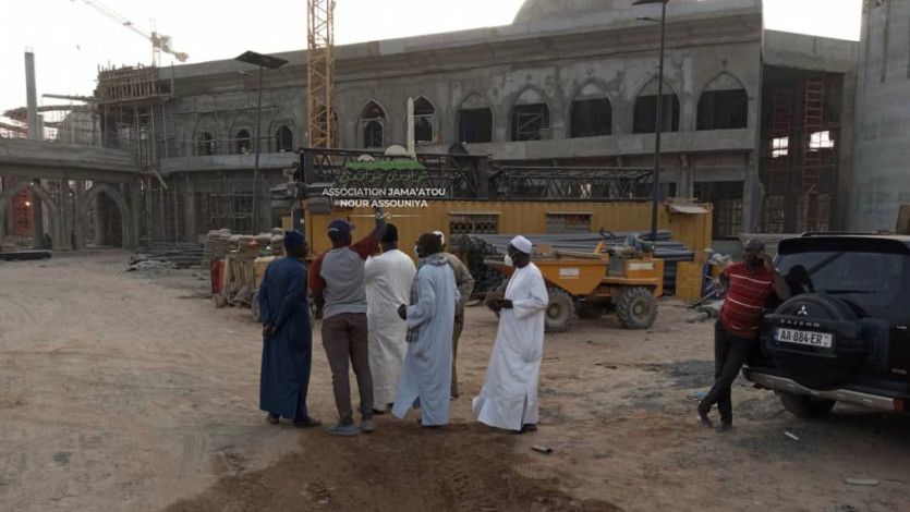 FILM : Toluwaayu Liggeyub Jummay Tivaouane – Évolution des Travaux de la grande Mosquée de Tivaouane